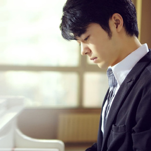 中文人妻AV久久人妻水密桃
